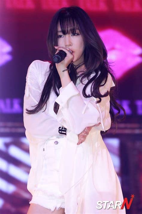 Girls Generation S Tiffany Attends First Solo Debut Showcase