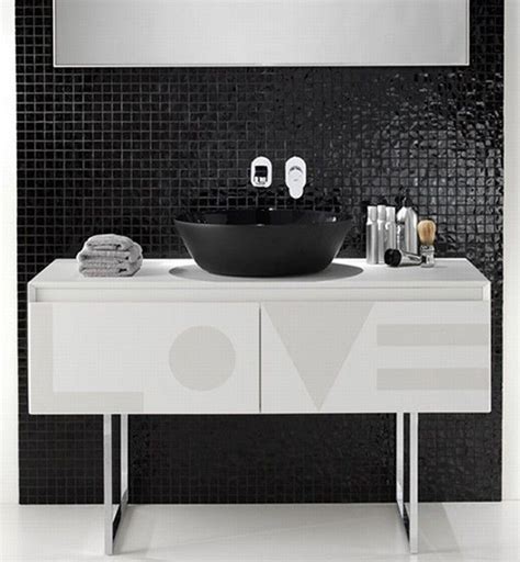 And in a bathroom, you want to create a calm, relaxing feel. Black and White Theme for Minimalist Bathroom Ideas ...
