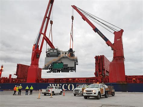 Heavy Lift At Geelong Port Page Dynamic Rigging Hire