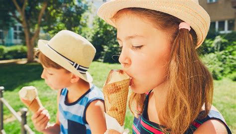 Das einkommen der eltern muss über einer bestimmten gesetzlichen mindesteinkommensgrenze liegen (siehe auch einkommensgrenzen), damit einem antrag auf kinderzuschlag entsprochen werden kann. Antrag Für Kindergeldzuschlag Online : Hallo,ich habe eine ...