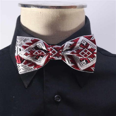 How To Tie A Bow Tie In 6 Simple Steps