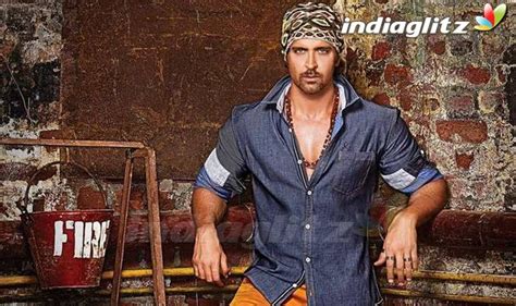 hrithik roshan photos bollywood actor photos images gallery stills and clips