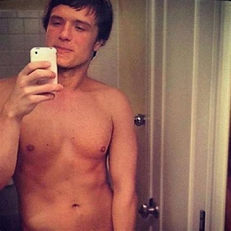 It S Never Too Late Chapter Josh Hutcherson Josh Shirtless