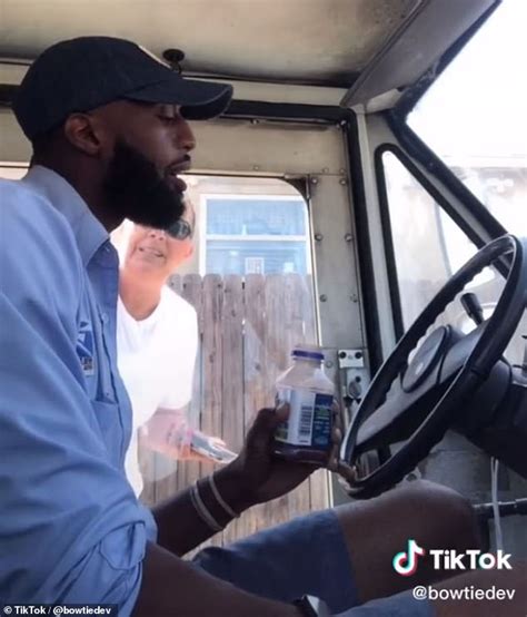 Usps Driver Goes Viral For Ignoring A Karen Banging On His Window And Demanding Her Mail