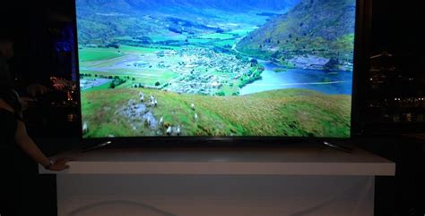 Ces 2014 Samsung Officially Releases 105 Inch Curved Ultra Wide Uhd Tv