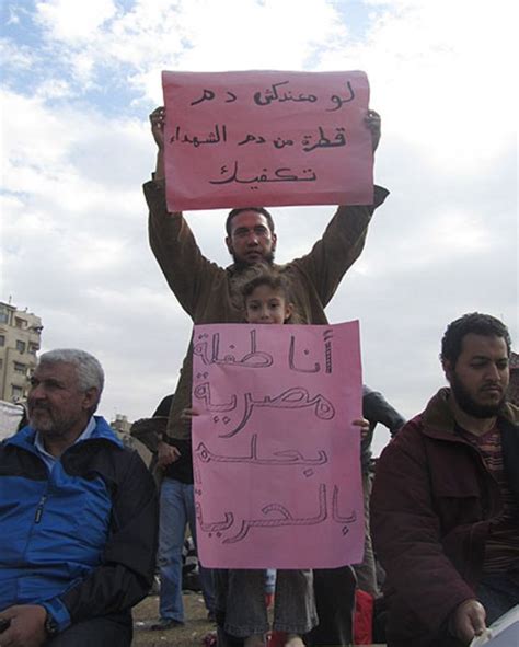 آلبوم عکس شعارهای میدان تحریر قاهره Bbc News فارسی