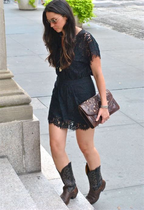 How To Wear Dresses With Cowboy Boots Ideias Fashion Roupa Country