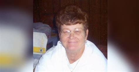 Linda Sue Harris Obituary Visitation And Funeral Information