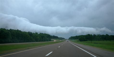10 Most Astonishing and Unbelievable Cloud Formations