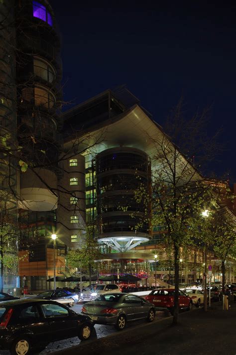 Hallo bei der offiziellen potsdamer platz berlin seite. Potsdamer Platz bei Nacht Foto & Bild | city, street ...