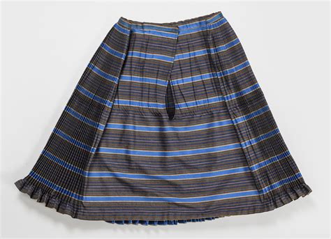 Tura Underskirt „bottomless” Stripes Stitch Project