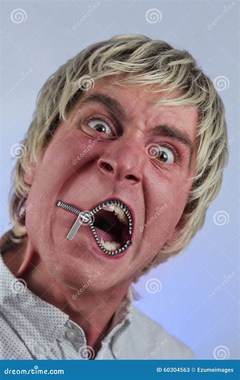 Mund Reißverschluss stockbild Bild von wütend verärgert