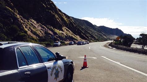 Pch Reopens After Mudslide North Of Mugu Rock Abc7 Los Angeles