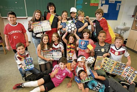 In gruppe a ist : Fußball-EM bleibt an den Schulen im Kreis Nebensache : Der ...