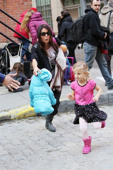Omg Bethenny Frankels Daughter Bryn Almost Runs Into Oncoming Traffic