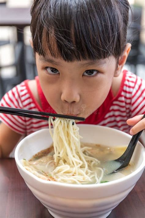Asian Little Chinese Girl Eating Noodles Soup Stock Image Image Of Food Chopsticks 91854197