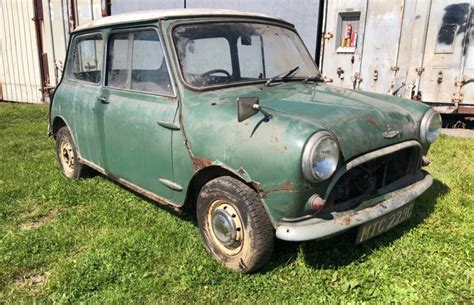Barn Find Austin Mini Cooper S Fetches Rm 155k At Auction Automacha