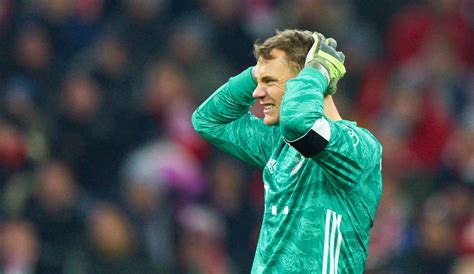 View his overall, offense & defense attributes, compare him with other players in the game. Manuel Neuer nur auf Rang 4: Die besten Torhüter in FIFA ...