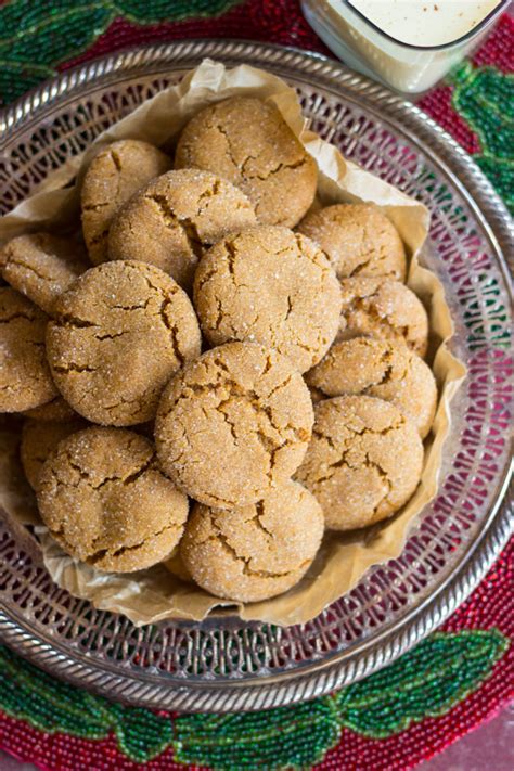 Cracked Top Ginger Cookies