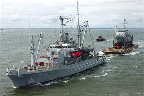 Safeguard Class Rescue And Salvage Ship