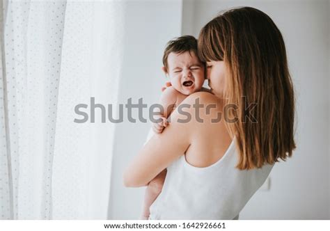 9952 Mom Baby Cry Images Stock Photos And Vectors Shutterstock