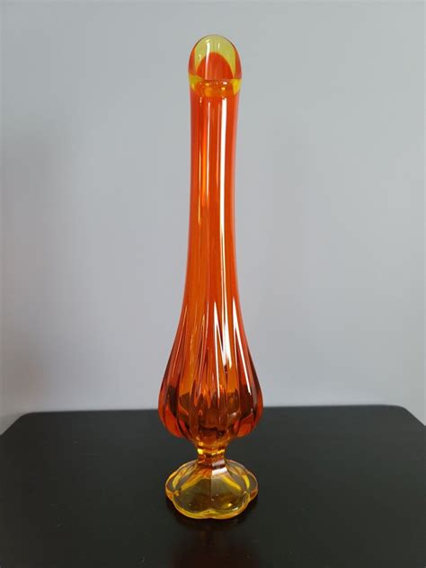 Vintage L E Smith Amberina 15 Inch Swung Glass Vase On Mercari Vase Glass Vase Glass