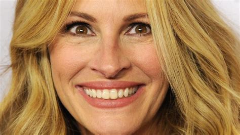 Julia Roberts Says She Wants To Be ‘ageing Model Rather Than Have