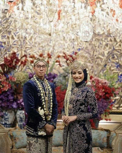 Baju Pengantin Adat Sunda Warna Biru Ide Perpaduan Warna