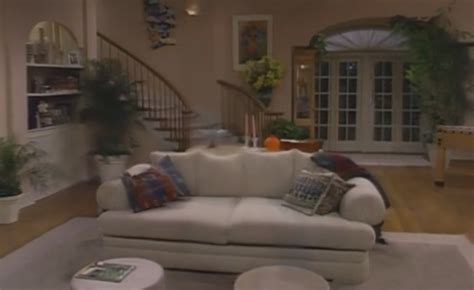 90s Sitcom Living Rooms In 2021 Living Room 90s 90s Living Room