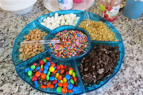 Use A Veggie And Dip Tray For The Toppings At Your Sundae Party Ice