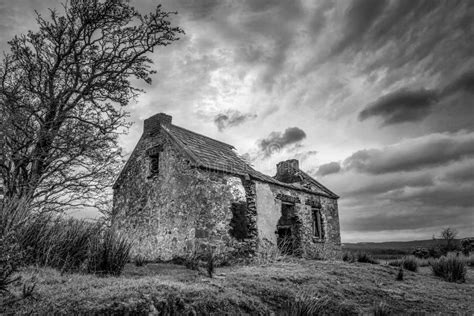Old Stone Cottage In Ruins Stock Photo Image Of Derelict 140675610