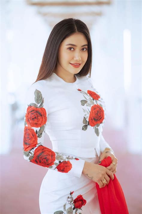 Skinny Girl Body, Skinny Girls, Burmese Girls, Myanmar Dress Design