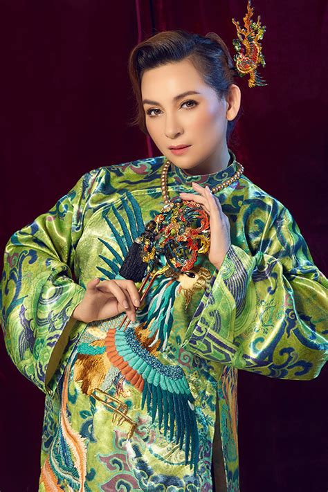 Bị chị hai của hoài linh gọi điện. Phi Nhung sang trọng và quyền lực với áo dài phong cách hoàng tộc - Công ty In Vải Kỹ Thuật Số ...