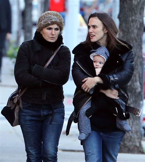 Keira Knightley With Her Daughter 18 Gotceleb