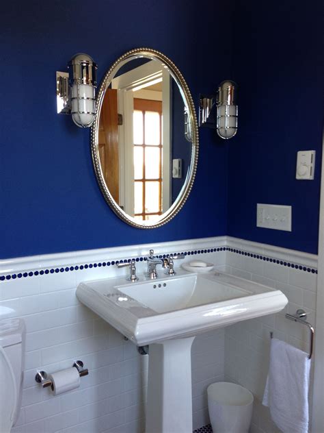 20 Cobalt Blue Tile Bathroom