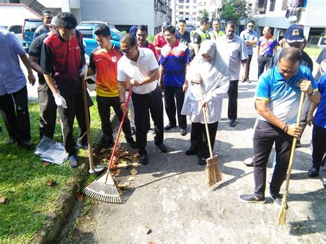 Hal ini bersesuaian dengan peribahasa melayu 'maufakat membawa berkat'. Amalan Gotong-royong Perlu Dijadikan Budaya Hidup - UMNO ...