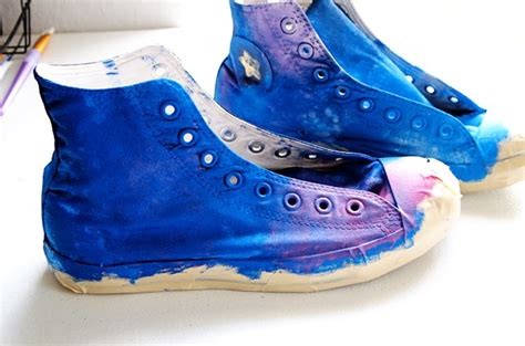 L Knafo Do It Yourself Diy Galaxy Painted Converse By