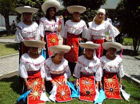 Etnias Del Ecuador RegiÓn Sierra Traditional Dresses National Dress