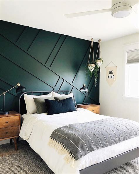 20 Emerald Green Accent Wall Bedroom