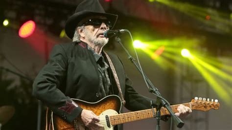 Merle Haggard Country Music Legend Dies At 79 Abc News