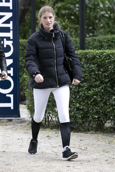 But that's exactly what someone who had been microchipped would say, one twitter user. JENNIFER GATES at Madrid-longines Champions 05/117/2019 ...