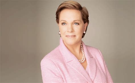 Julie Andrews Opens Up About Her Therapy Post Divorce