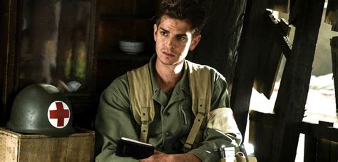 Right now in my life i feel i need to contribute myself to stories that are reflective of the times we're in, and asking questions how would you compare working on hacksaw ridge to the more contemporary issues faced in other films you've done like 99 homes and the social network? Hacksaw Ridge - Der Höhenflug des Andrew Garfield
