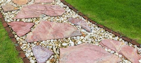 They can sink and rise, become stained and even break due to expansion and contraction. How To Build a Flagstone Walkway | DoItYourself.com