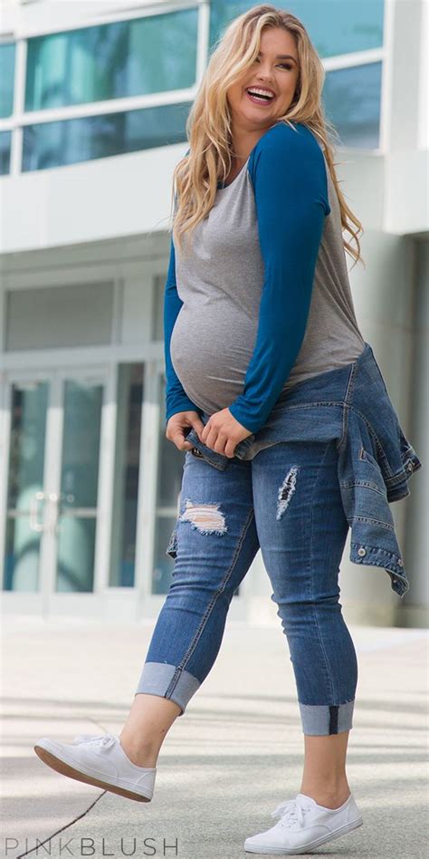 cute casual comfortable maternity clothes that make the perfect fall outfit ahtleisu