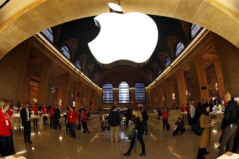 Among america's established daily periodicals, only the journal and the los angeles times. Apple Opens New York Grand Central Store - WSJ