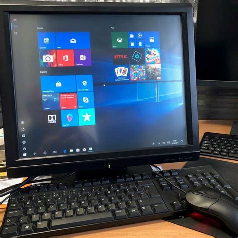Desktop Pc 17 Touch Screen Monitor With Win 10 Installed Keyboard