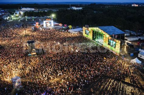 there s a 750000 strong woodstock in poland and it s beyond wonderful festival sherpa