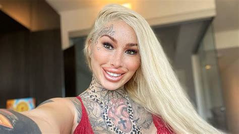 Startling Confession One Of My Kg Breast Implants Exploded Instagram Model Mary Magdalene