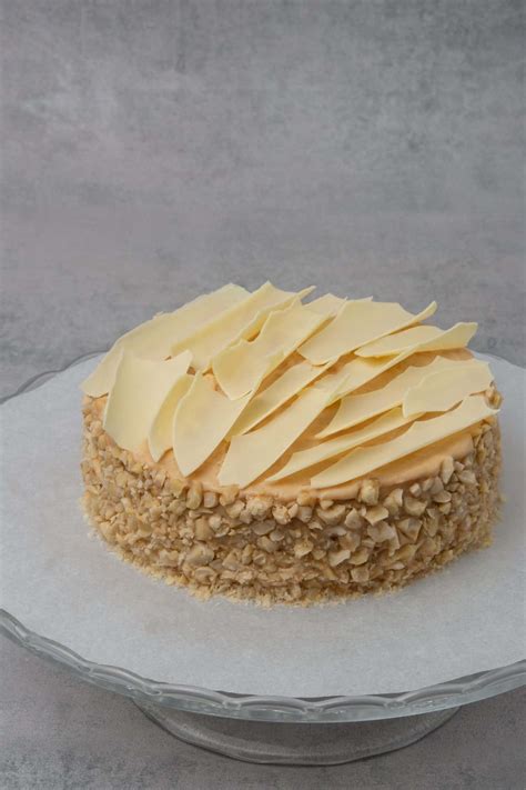 Hazelnut Praline Cake Spatula Desserts